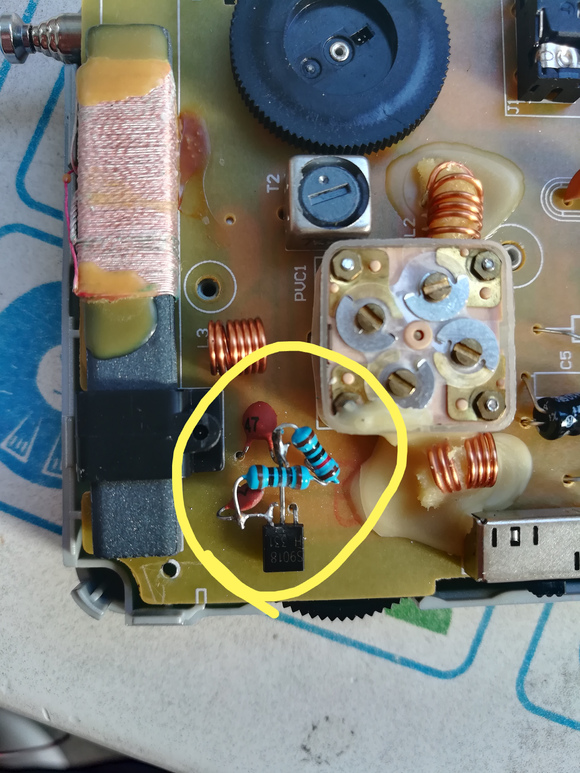 给乐信RF26掌上收音机增添高放电路第6张-土狗李的博客,李强个人网站 给乐信RF26掌上收音机增添高放电路 电子技术 第6张 给乐信RF26掌上收音机增添高放电路 电子技术 第6张